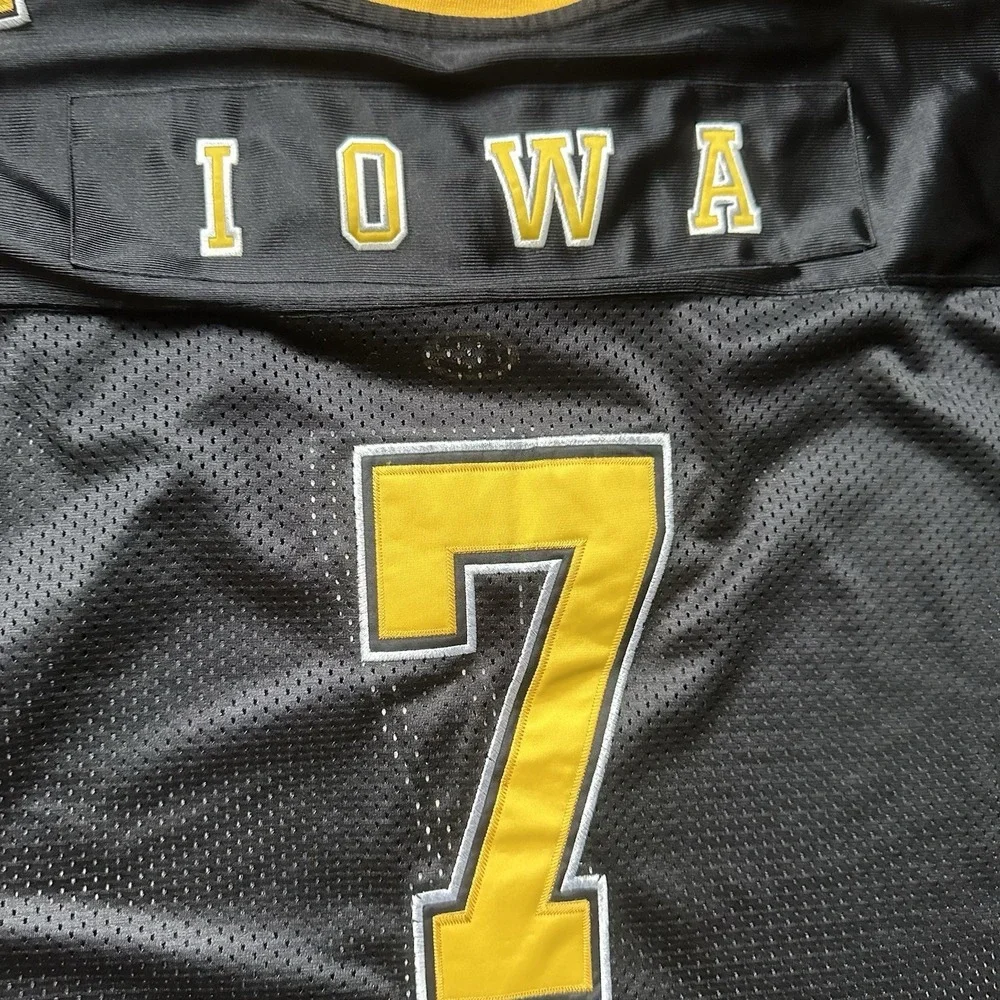 Iowa Hawkeyes #7‎ Jersey XXL Black Gold Colosseum NCAA Tigerhawk